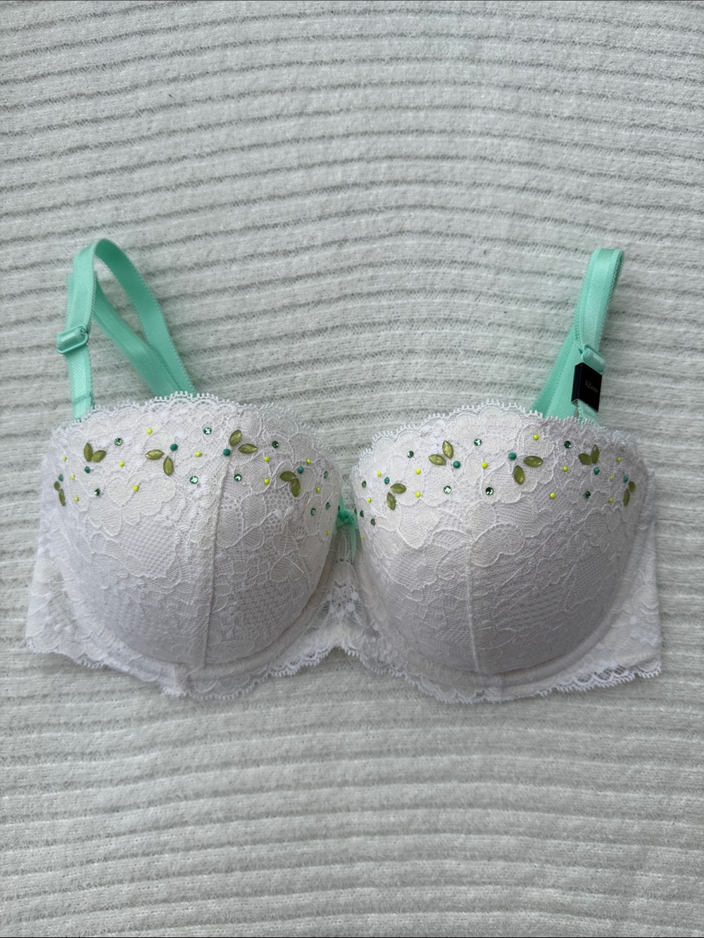 VICTORIA’S SECRET | NWT Dream Angels Multi-Way Strapless Bridal Bra White 32DD